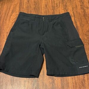 Onyx Shield Men's Black Cargo Shorts